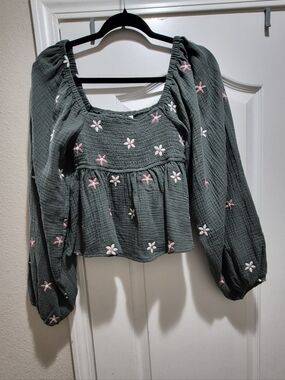 Lelis Collection Smocked Floral Peplum Top | Puff Sleeve Cottagecore Small NWOT